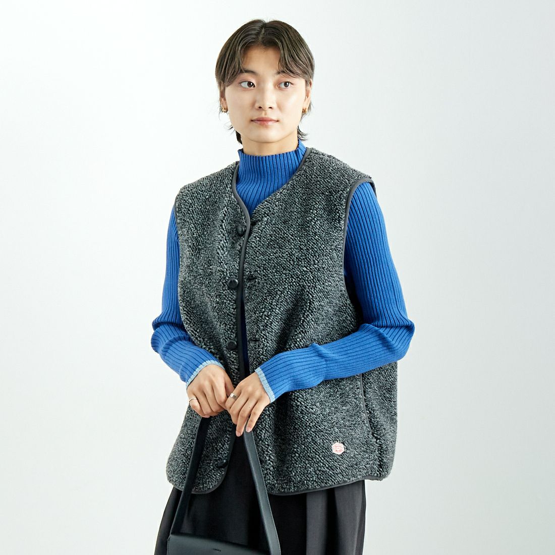 Jeans Factory Clothes [ジーンズファクトリークローズ] 配色ハイネックリブニット [11243808] ﾌﾞﾙｰ/ﾗｲﾄﾌﾞ &&モデル身長：160cm 着用サイズ：F&&