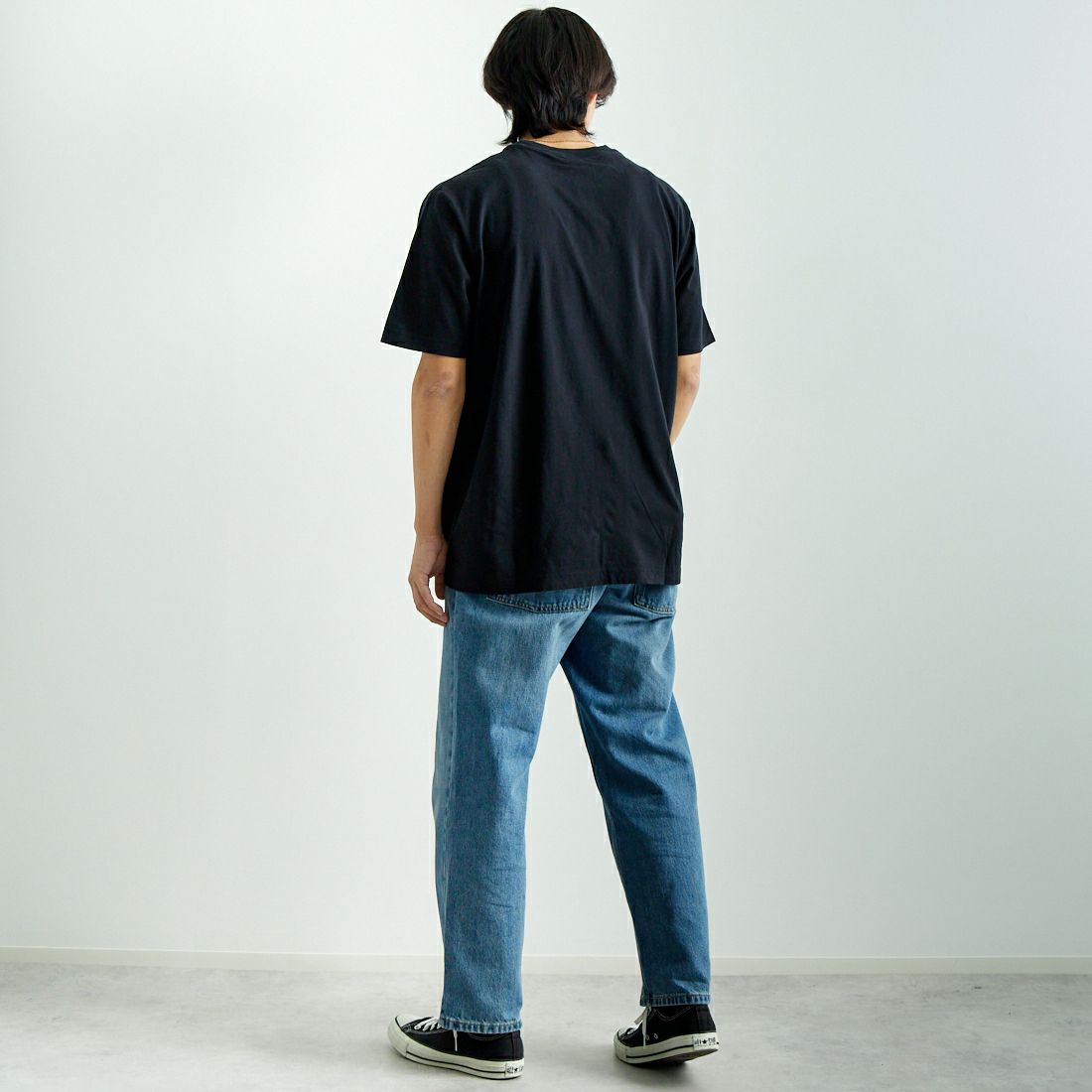 MAISON KITSUNE [メゾン キツネ] スピーディー フォックス パッチ コンフォート Tシャツ [MM00125KJ0008] BLACK &&モデル身長：179cm 着用サイズ：L&&