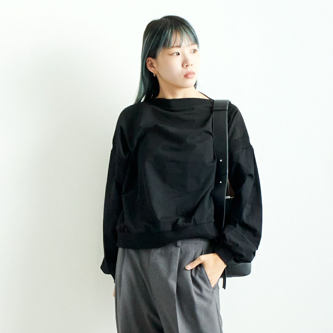 801 ﾌﾞﾗｯｸ&&モデル身長：167cm 着用サイズ：F&&