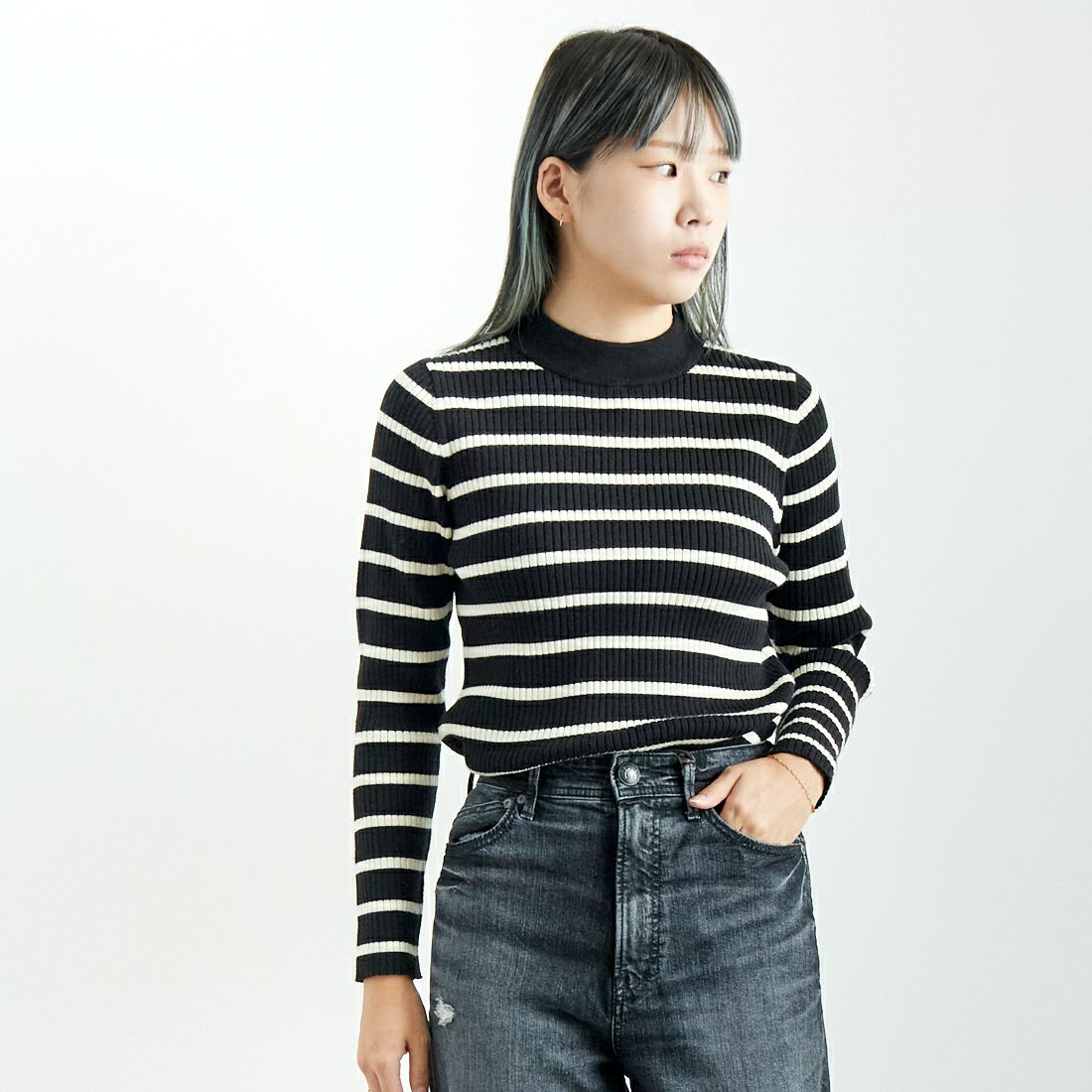 Jf Ready Made [ジェイエフレディメイド] モックネックニットプルオーバー [3006201] 077 ｸﾛ/ｼﾛ &&モデル身長：167cm 着用サイズ：F&&
