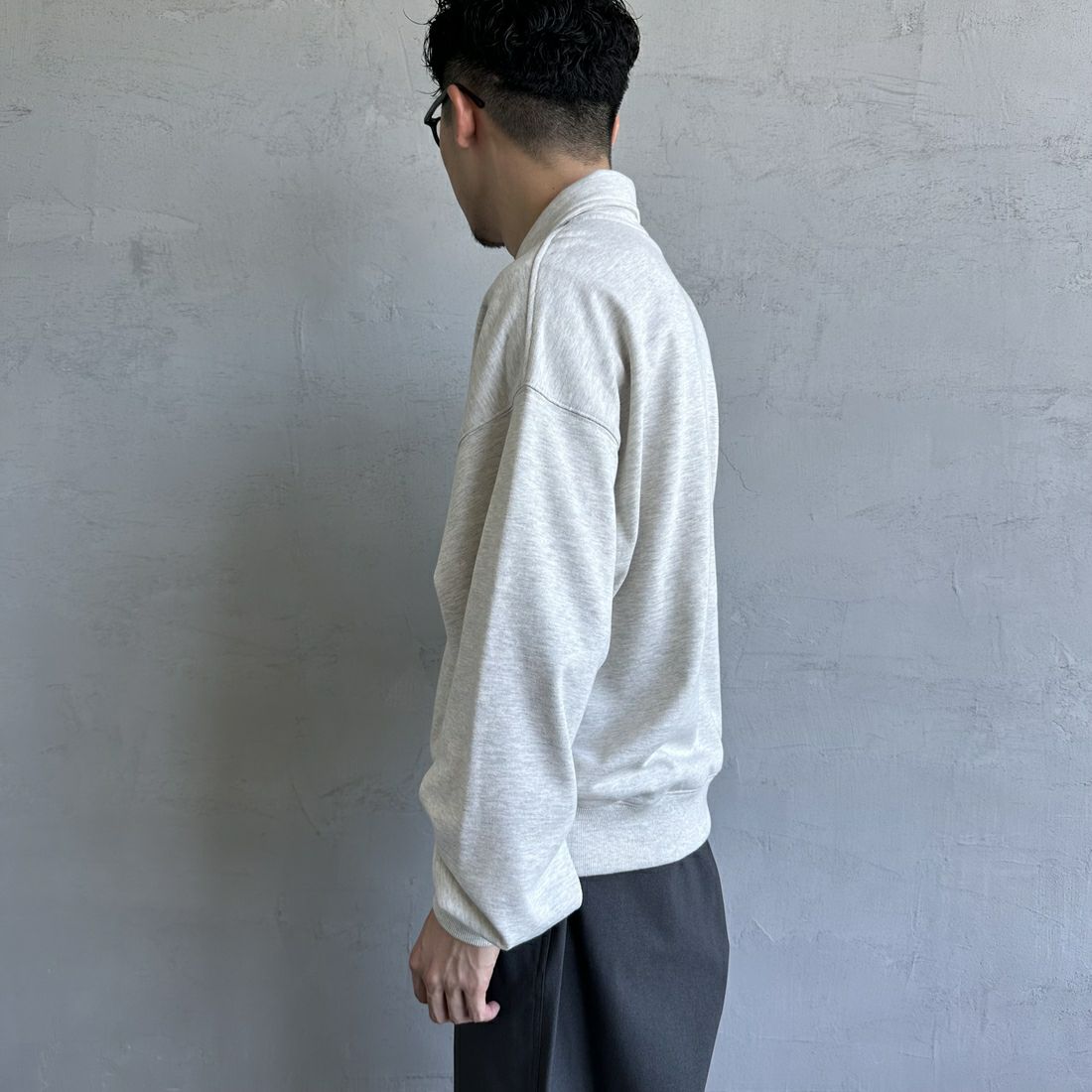 U.S.POLO ASSN. [ユーエスポロアッスン] 別注 ワンポイントロゴ刺繍 ハーフジップポロスウェット [PLM43103IN-JF] ASHｸﾞﾚｰ&&モデル身長：168cm 着用サイズ：M&&