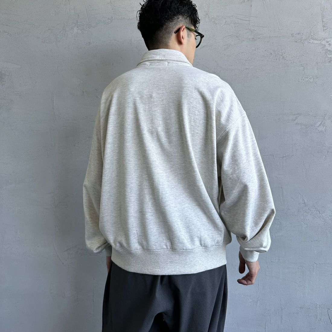U.S.POLO ASSN. [ユーエスポロアッスン] 別注 ワンポイントロゴ刺繍 ハーフジップポロスウェット [PLM43103IN-JF] ASHｸﾞﾚｰ&&モデル身長：168cm 着用サイズ：M&&