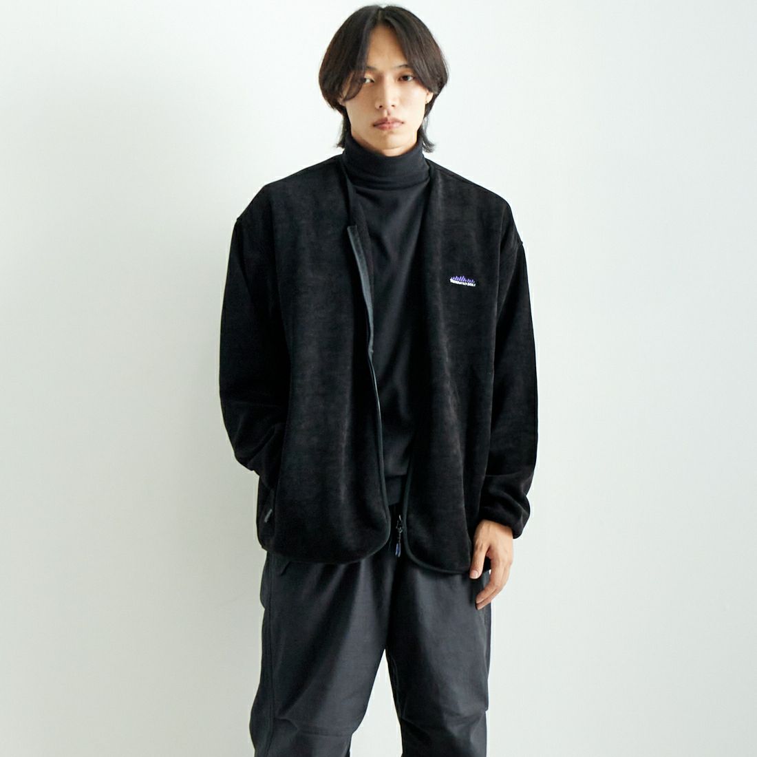 09 BLACK&&モデル身長：179cm 着用サイズ：L&&