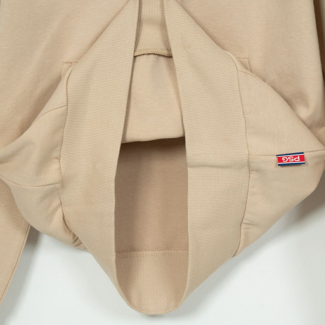 PARIS SAINT-GERMAN [パリ・サンジェルマン] PSG ブランド刺繍ロゴ スウェットパーカー [PS0624FW0001] GREGE