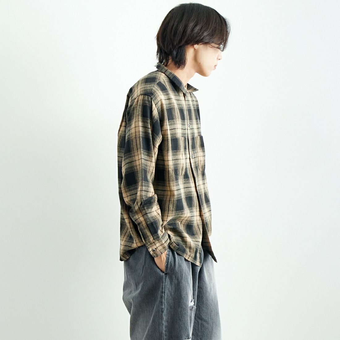 DAN RIVER [ダンリバー] 別注 オープンカラーシャツ [DR24S003-JF] BEIGE CHEC &&モデル身長：179cm 着用サイズ：L&&