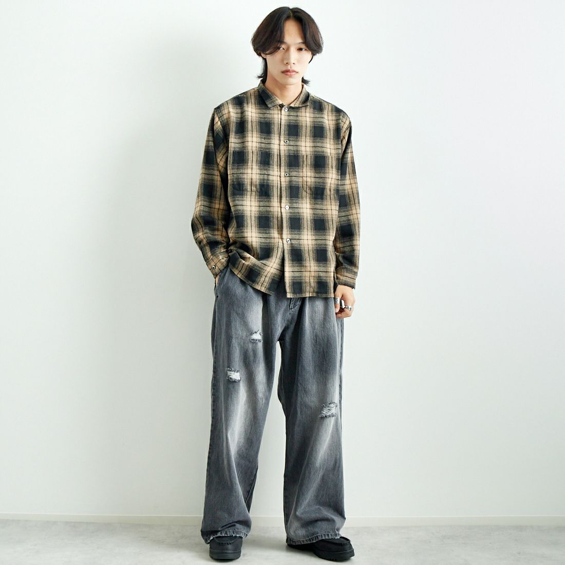 DAN RIVER [ダンリバー] 別注 オープンカラーシャツ [DR24S003-JF] BEIGE CHEC &&モデル身長：179cm 着用サイズ：L&&