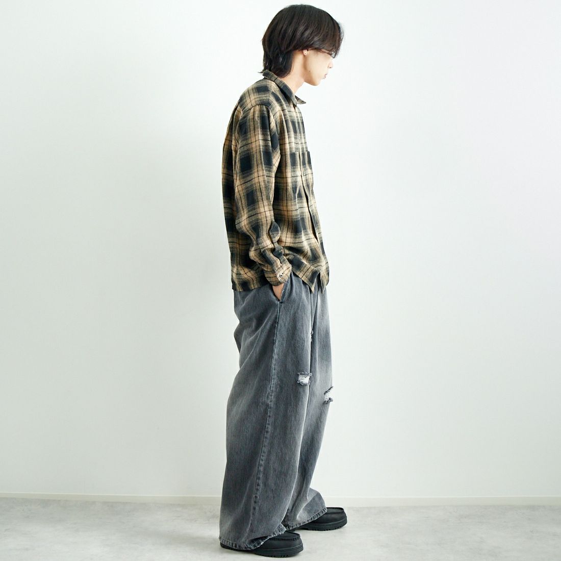 DAN RIVER [ダンリバー] 別注 オープンカラーシャツ [DR24S003-JF] BEIGE CHEC &&モデル身長：179cm 着用サイズ：L&&