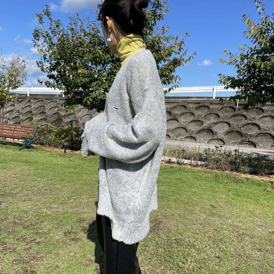 THE FOX [ザフォックス] 別注 シャギーモヘアカーディガン [PN24F010-JF] GREY &&モデル身長：160cm 着用サイズ：S&&