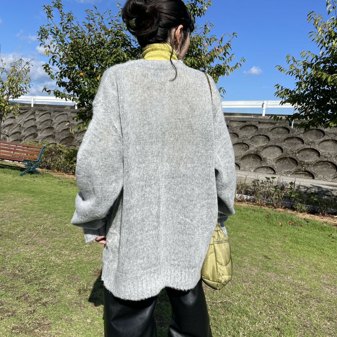 THE FOX [ザフォックス] 別注 シャギーモヘアカーディガン [PN24F010-JF] GREY &&モデル身長：160cm 着用サイズ：S&&