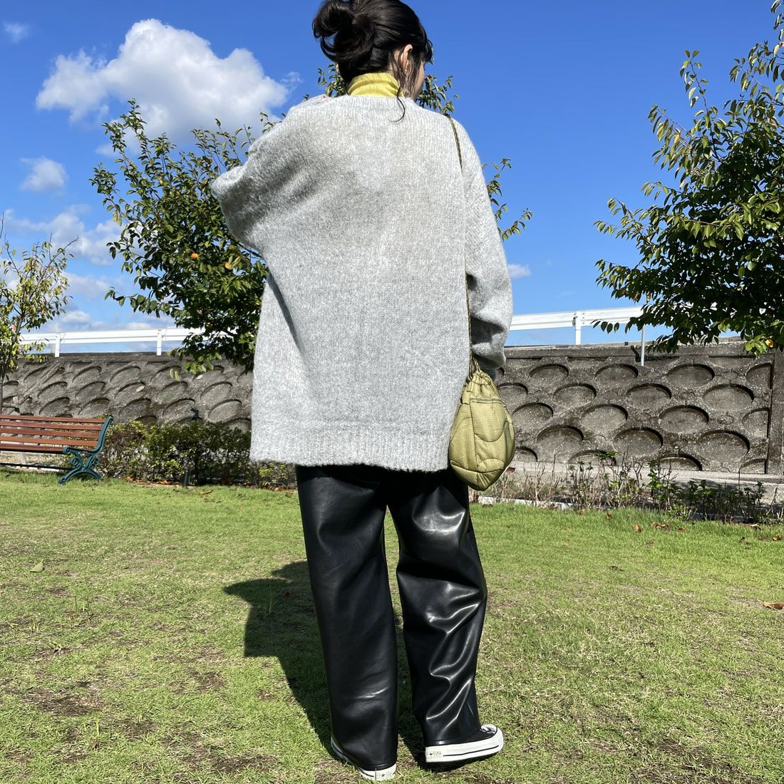 THE FOX [ザフォックス] 別注 シャギーモヘアカーディガン [PN24F010-JF] GREY &&モデル身長：160cm 着用サイズ：S&&