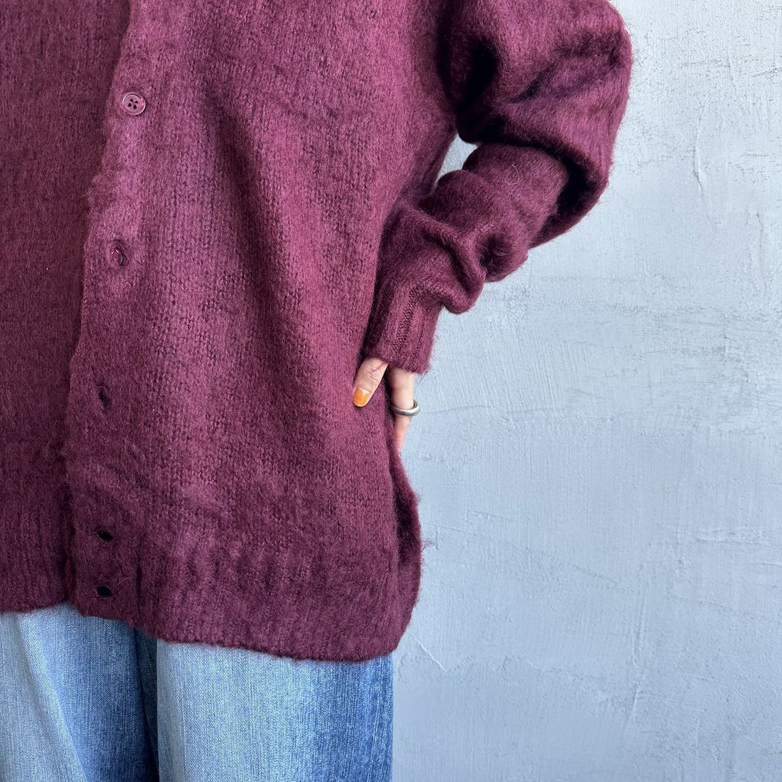 THE FOX [ザフォックス] 別注 シャギーモヘアカーディガン [PN24F010-JF] BURGUNDY &&モデル身長：158cm 着用サイズ：S&&