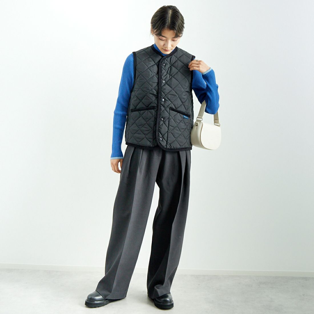 LAVENHAM [ラベンハム] コクーン ソーンハム ウィメンズ [LV10125] F44 SABLE &&モデル身長：160cm 着用サイズ：8&&