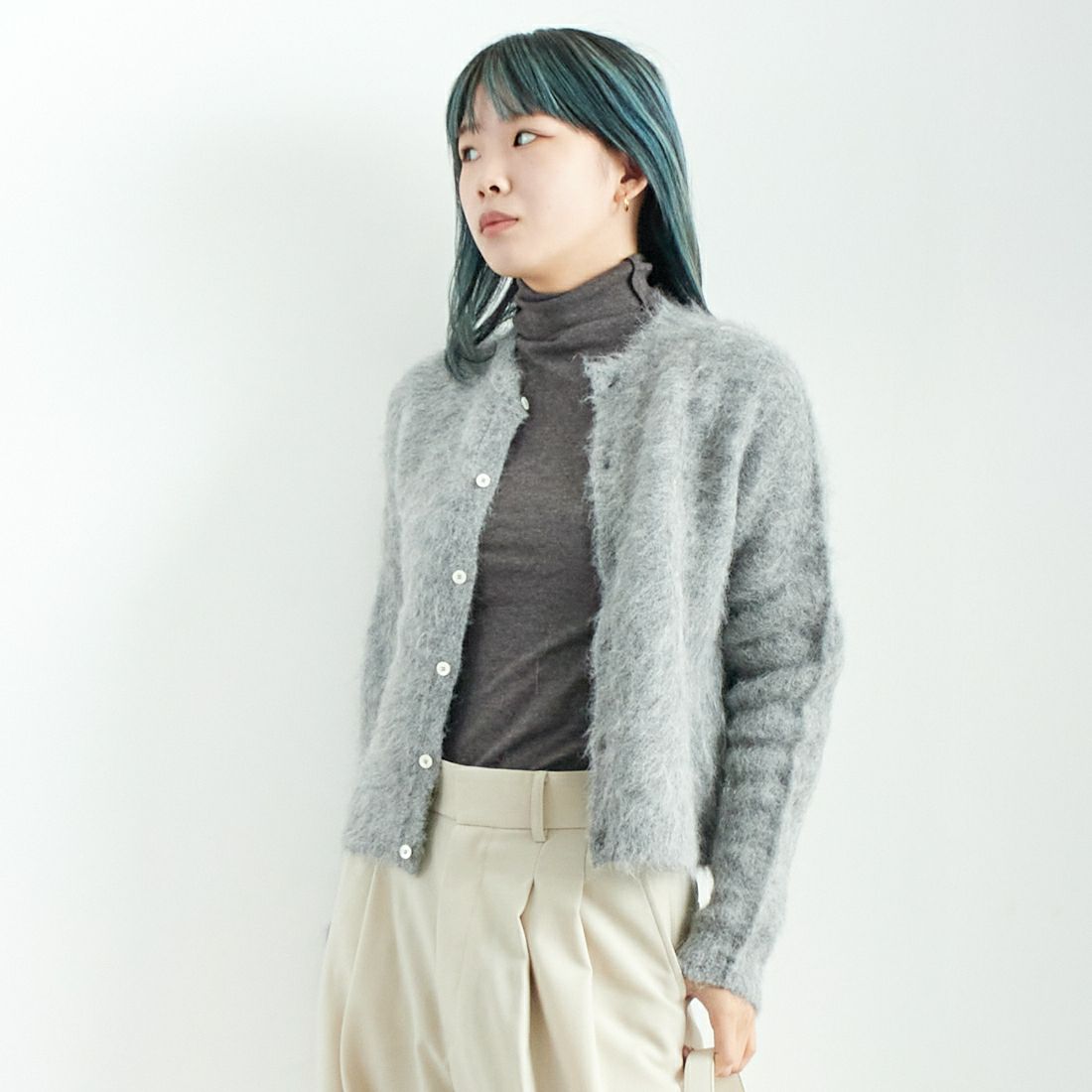 Gymphlex [ジムフレックス] クルーネック ショートカーディガン [GY-D0098SGK] TOP GREY &&モデル身長：167cm 着用サイズ：14&&