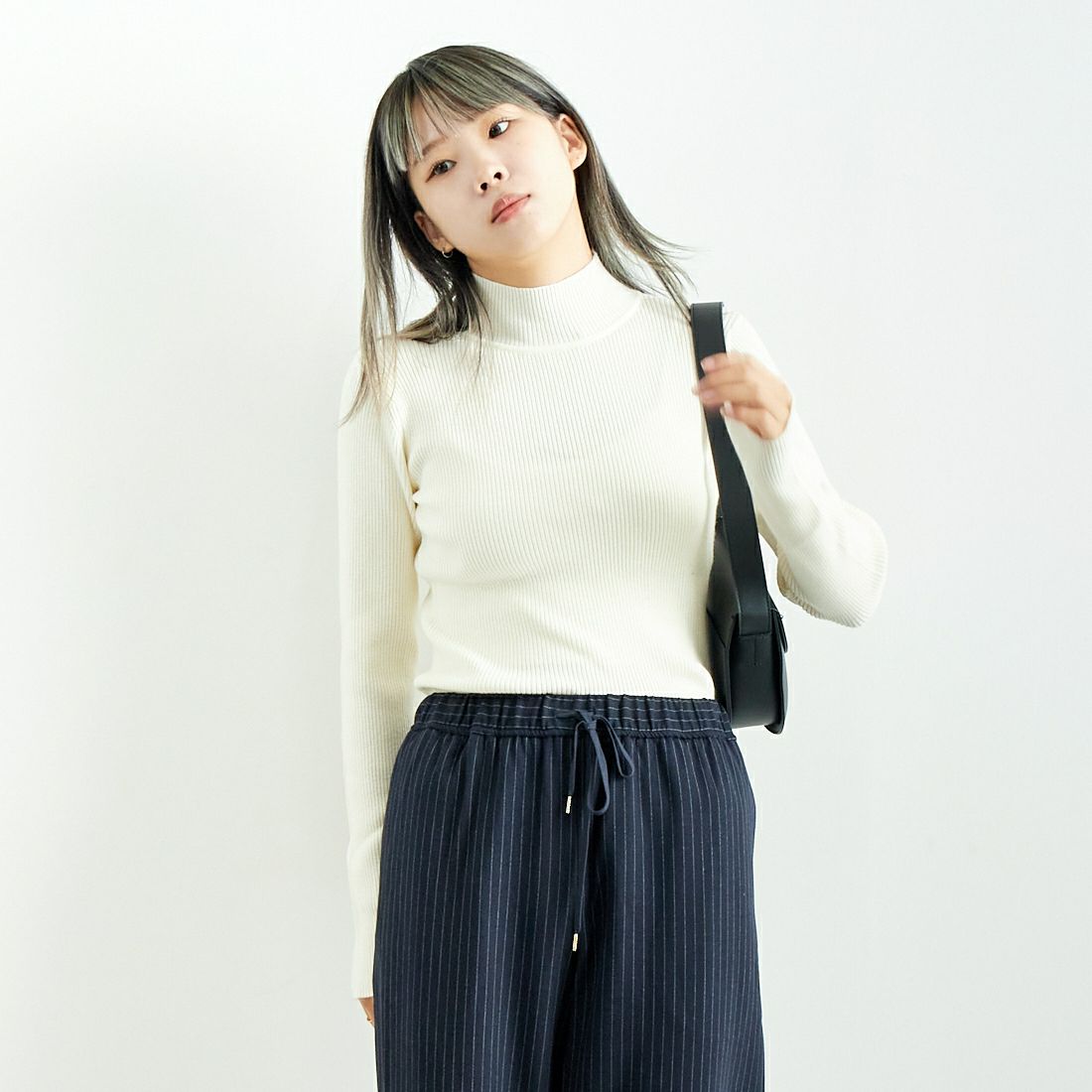 Jeans Factory Clothes [ジーンズファクトリークローズ] コンパクトリブハイネックニット [116-5027] OFF &&モデル身長：167cm 着用サイズ：F&&