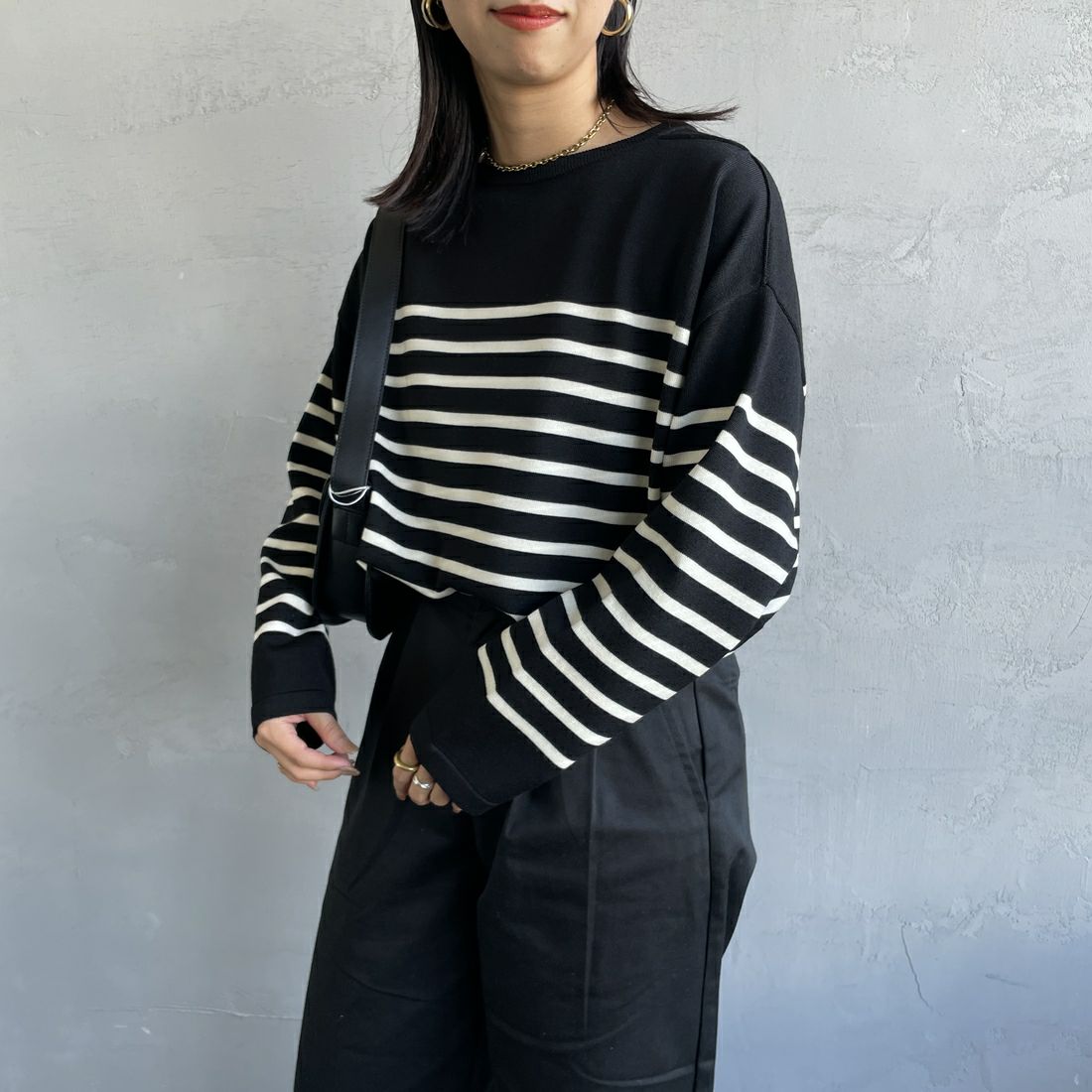 ORCIVAL [オーシバル] ウールプレーティング ボートネックニット [OR-D0101CRA] BLACK/ECRU&&モデル身長：163cm 着用サイズ：1&&