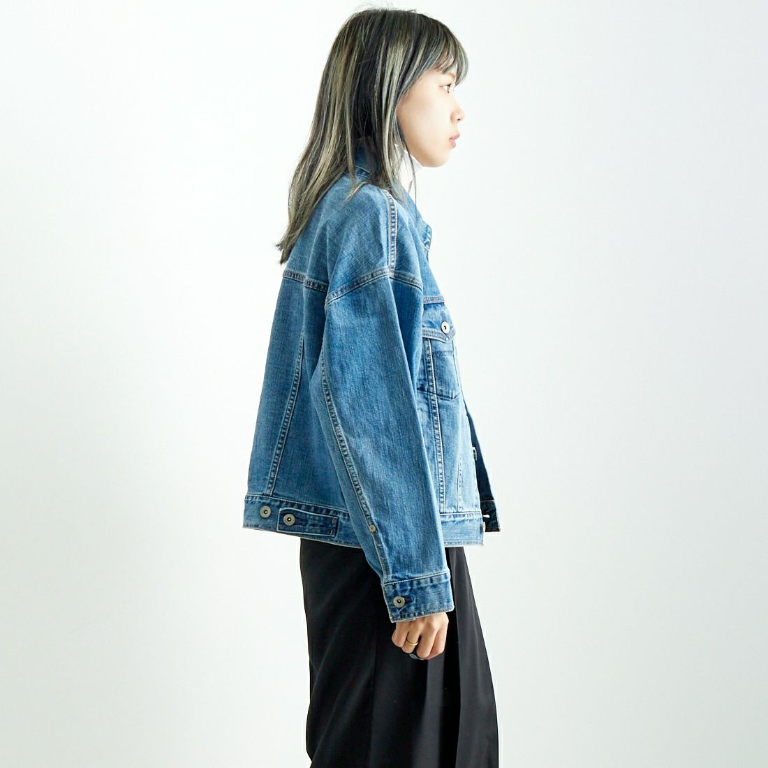 YANUK [ヤヌーク] ジーンジャケット [57143401] ULB &&モデル身長：167cm 着用サイズ：F&&