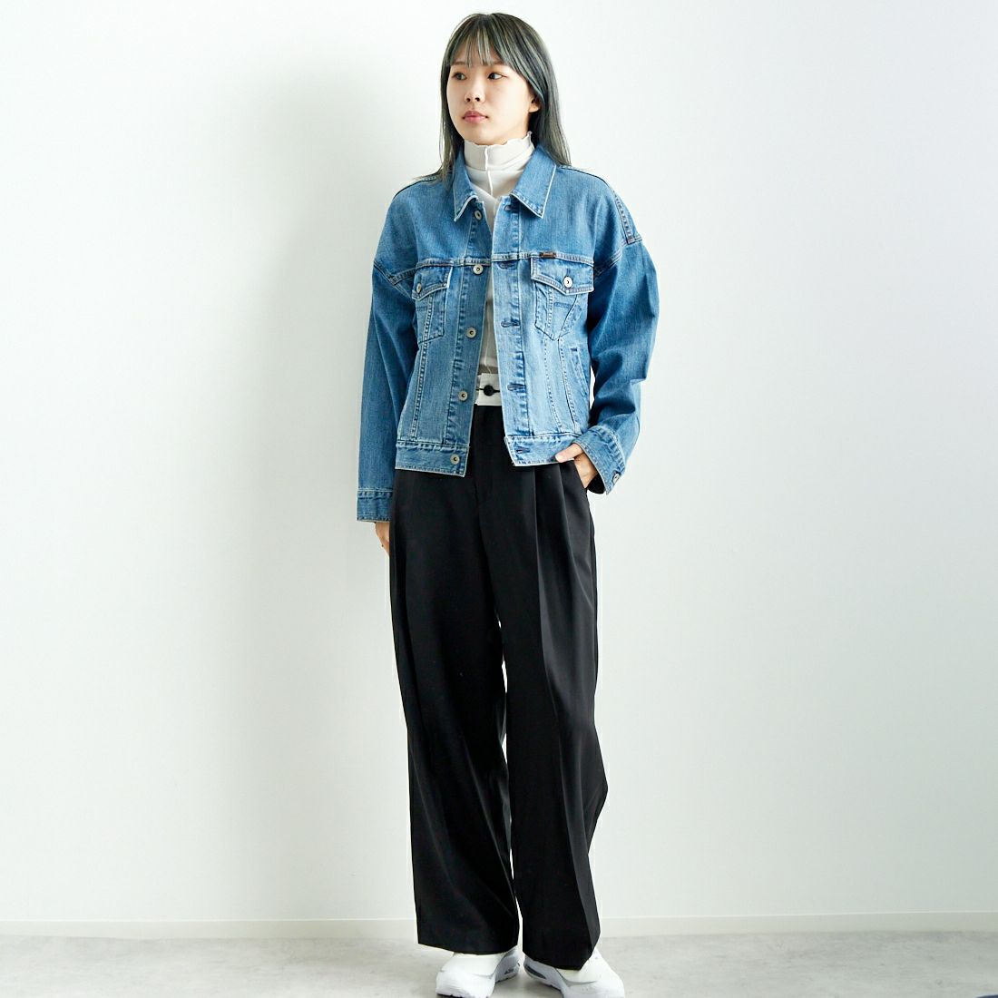 YANUK [ヤヌーク] ジーンジャケット [57143401] ULB &&モデル身長：167cm 着用サイズ：F&&