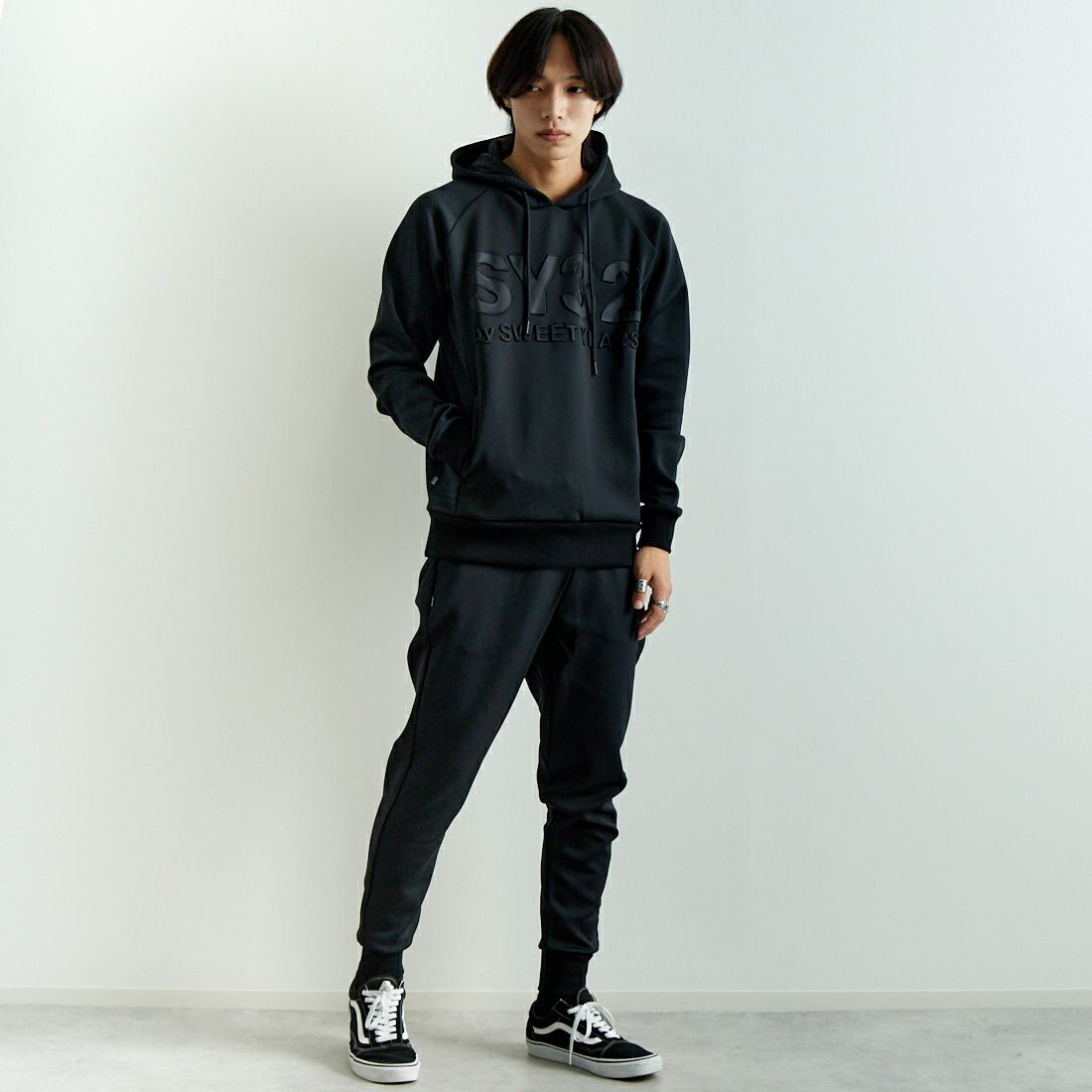 SY32 [エスワイサーティトゥ] ダブルニット ロングパンツ [14519] BLACK &&モデル身長：179cm 着用サイズ：L&&