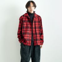 RED&&モデル身長：179cm 着用サイズ：L&&