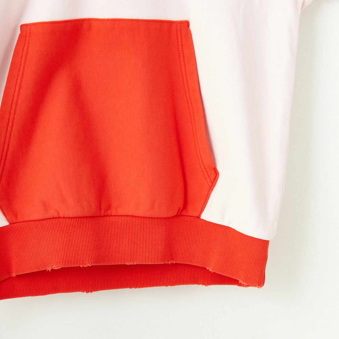 Le Pigeon Voyageur [ル ピジョン ヴォワイヤジュール] ツートーンフーディ [PGD3-12M022] PINK/RED