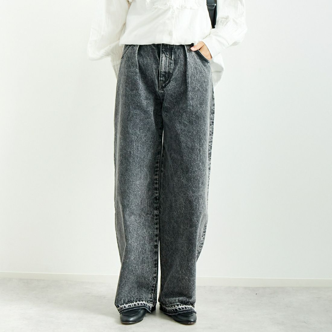 BLACK BY MOUSSY [ブラックバイマウジー] タックコクーンデニム  [TUCK-COCOON-DENIM]｜ジーンズファクトリー公式通販サイト - JEANS FACTORY Online Shop