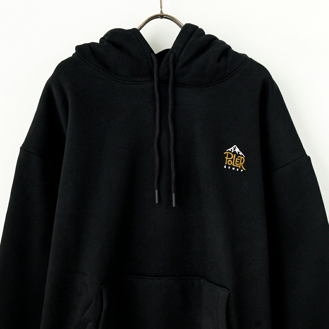 POLeR [ポーラー] マウンテンフーディ [243MCV0070] BLACK