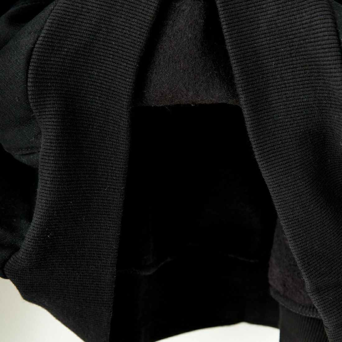 POLeR [ポーラー] マウンテンフーディ [243MCV0070] BLACK