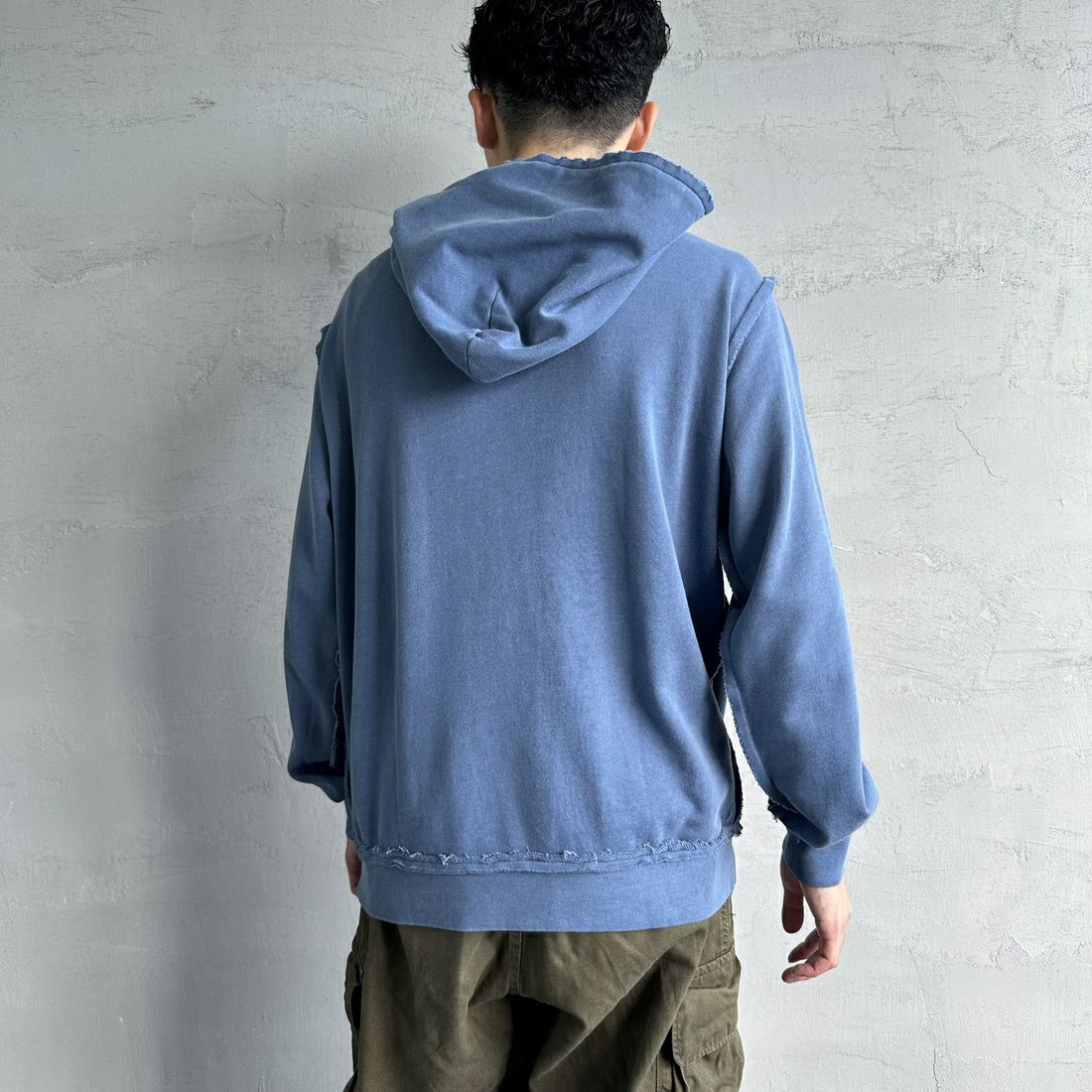 ONEITA [オニータ] 別注 インサイドアウト スウェットパーカー [2423-441IN-JF] NAVY &&モデル身長：168cm 着用サイズ：M&&