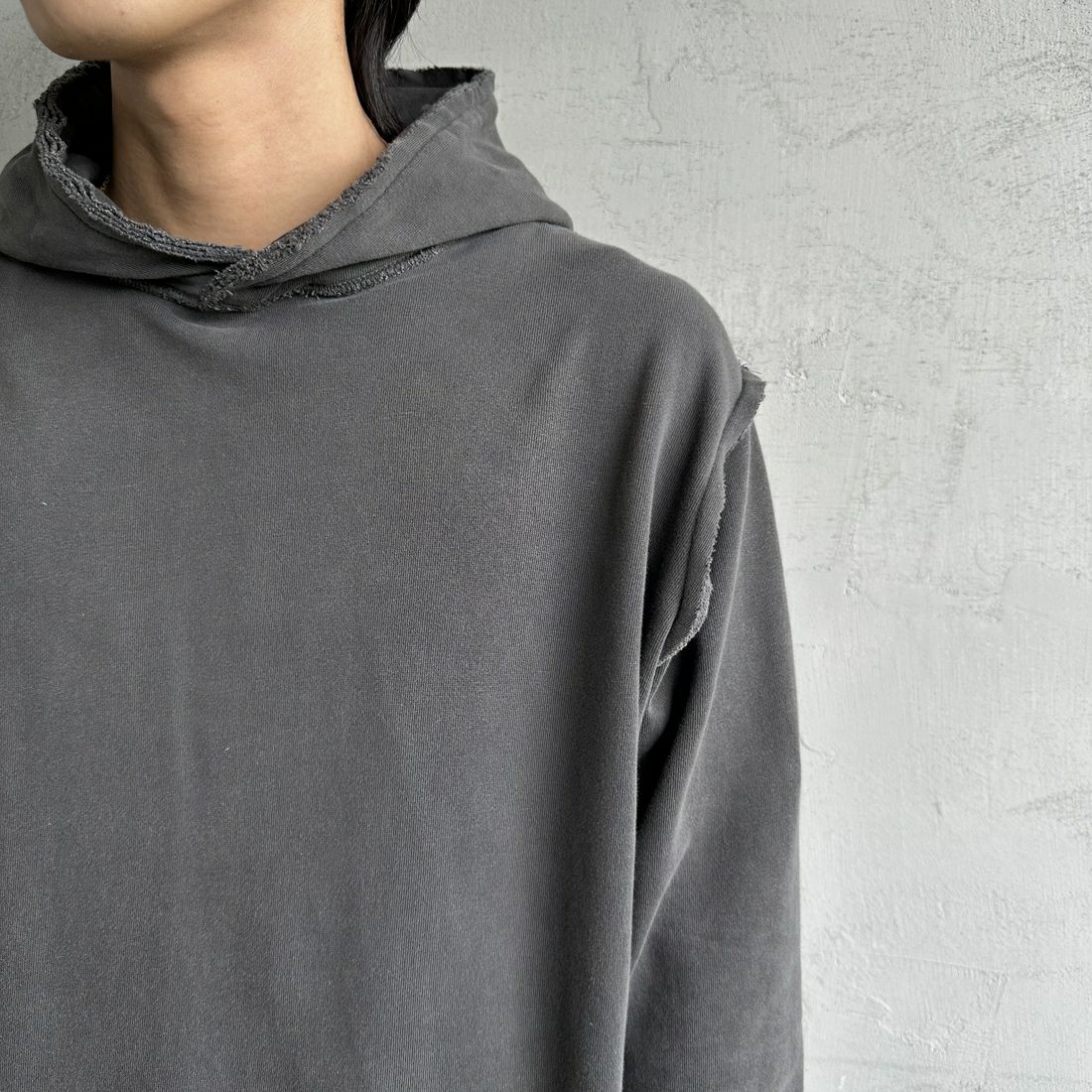ONEITA [オニータ] 別注 インサイドアウト スウェットパーカー [2423-441IN-JF] CHARCOAL