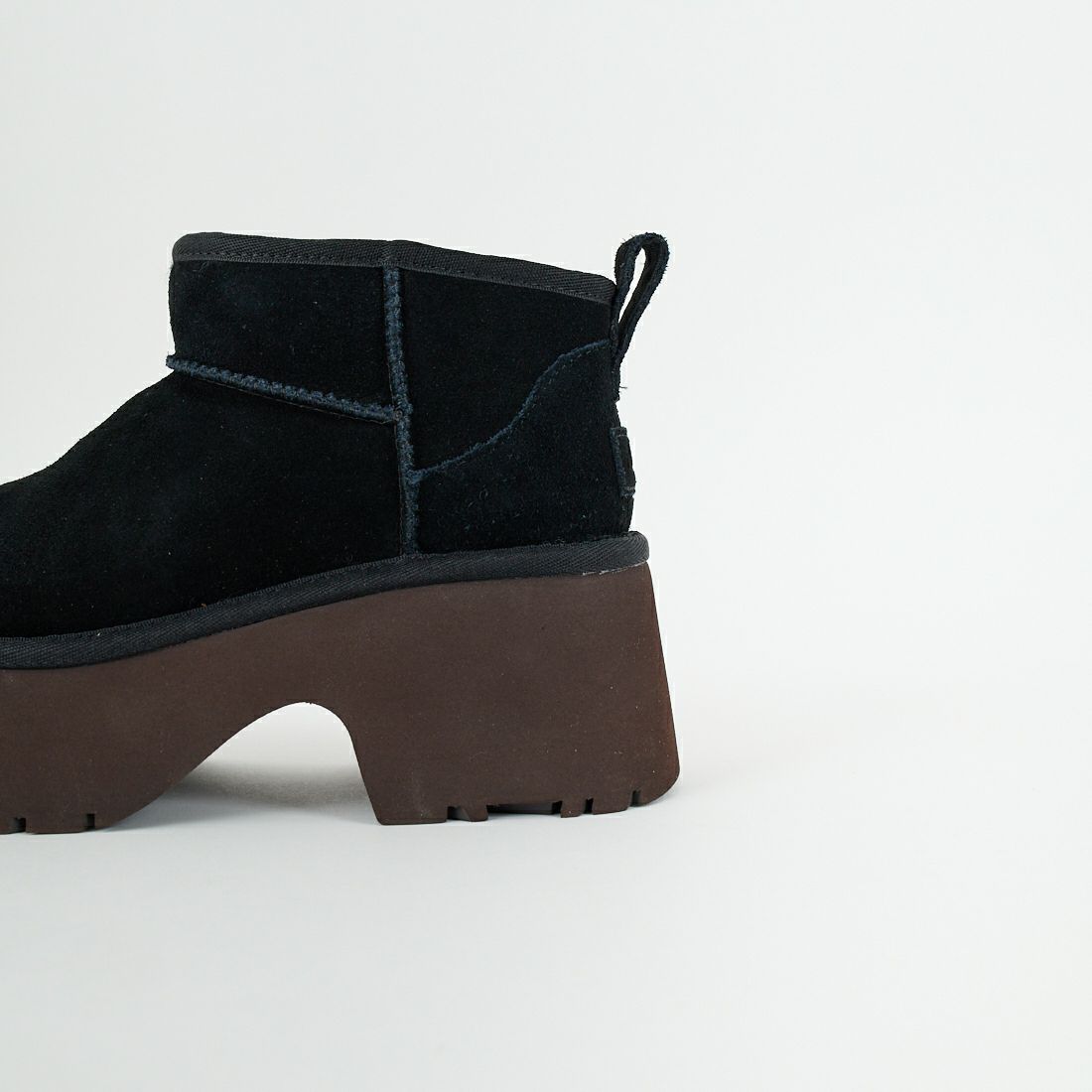 UGG [アグ] クラシック ウルトラミニ ニューハイツ [1158311] BLACK