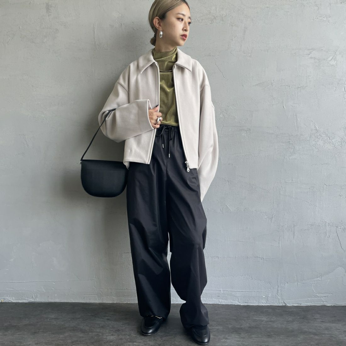 Jeans Factory Clothes [ジーンズファクトリークローズ] ウールライク ジップアップショートブルゾン [46084010] ｱｲﾎﾞﾘｰ&&モデル身長：150cm 着用サイズ：F&&