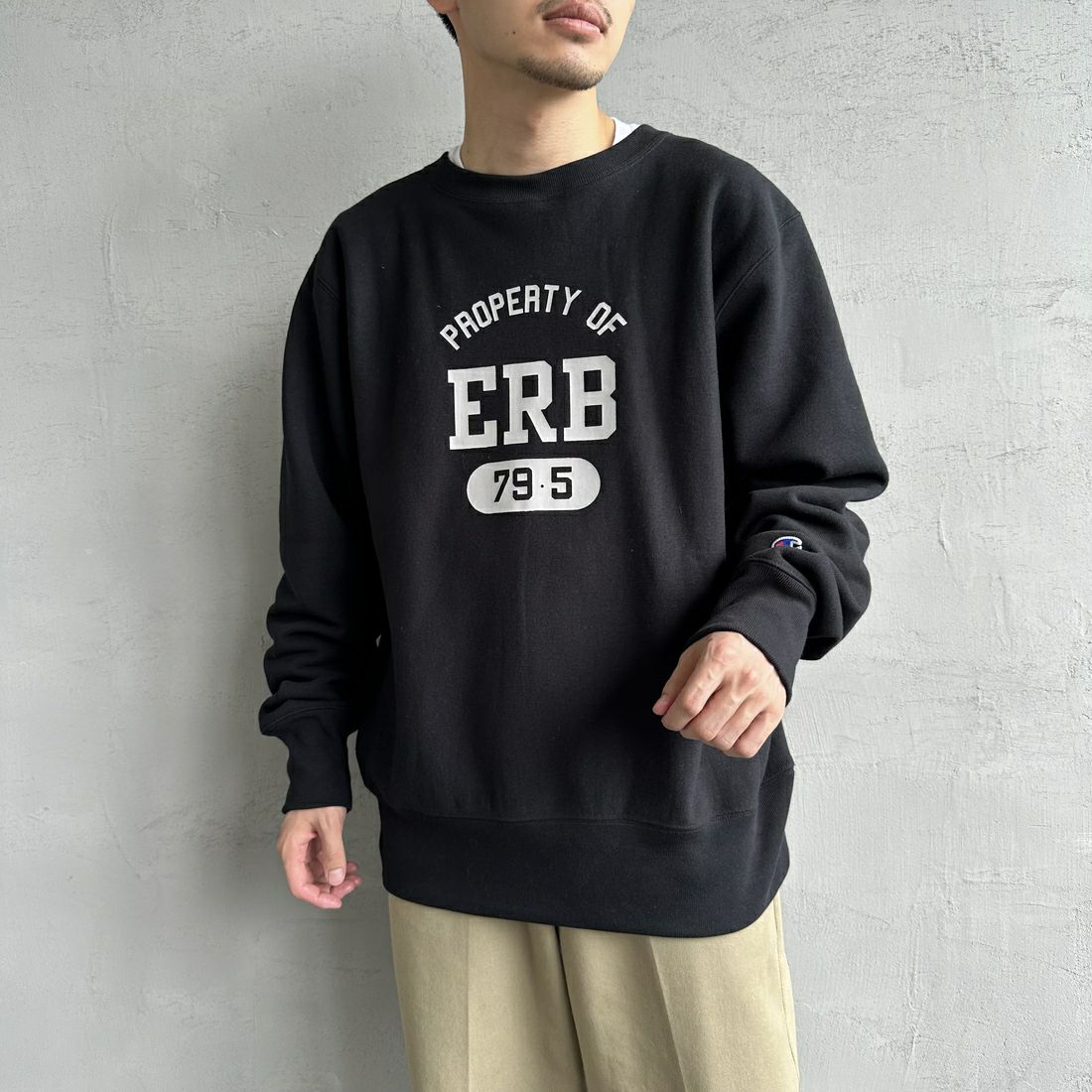 Champion [チャンピオン] リバースウィーブ クルーネックスウェットシャツ [C3-A022] 090 ﾌﾞﾗｯｸ &&モデル身長：179cm 着用サイズ：XXL&&
