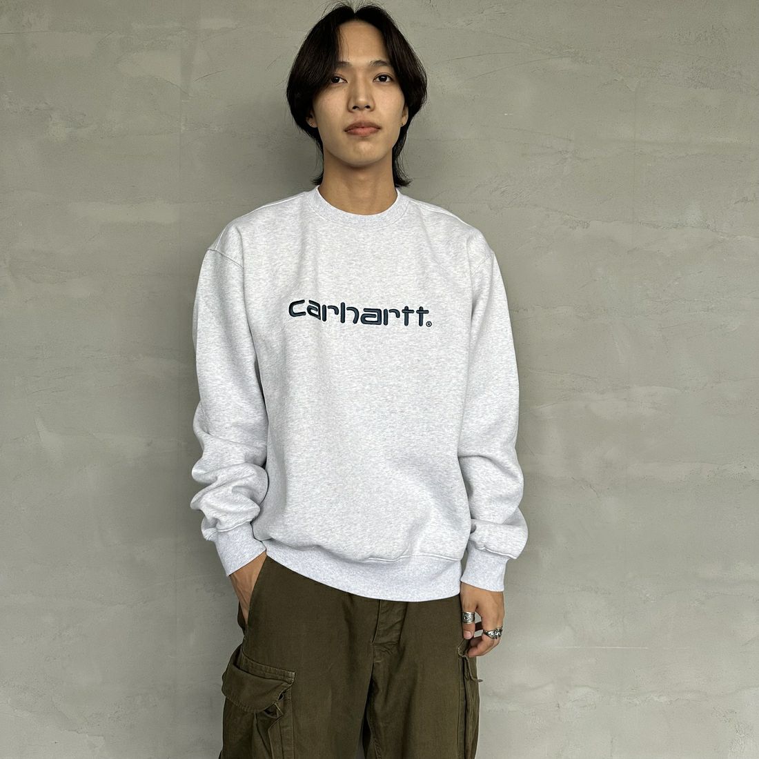 carhartt WIP [カーハートダブリューアイピー] カーハートスウェットシャツ [I030546] A.HEA/D.BL &&モデル身長：179cm 着用サイズ：L&&