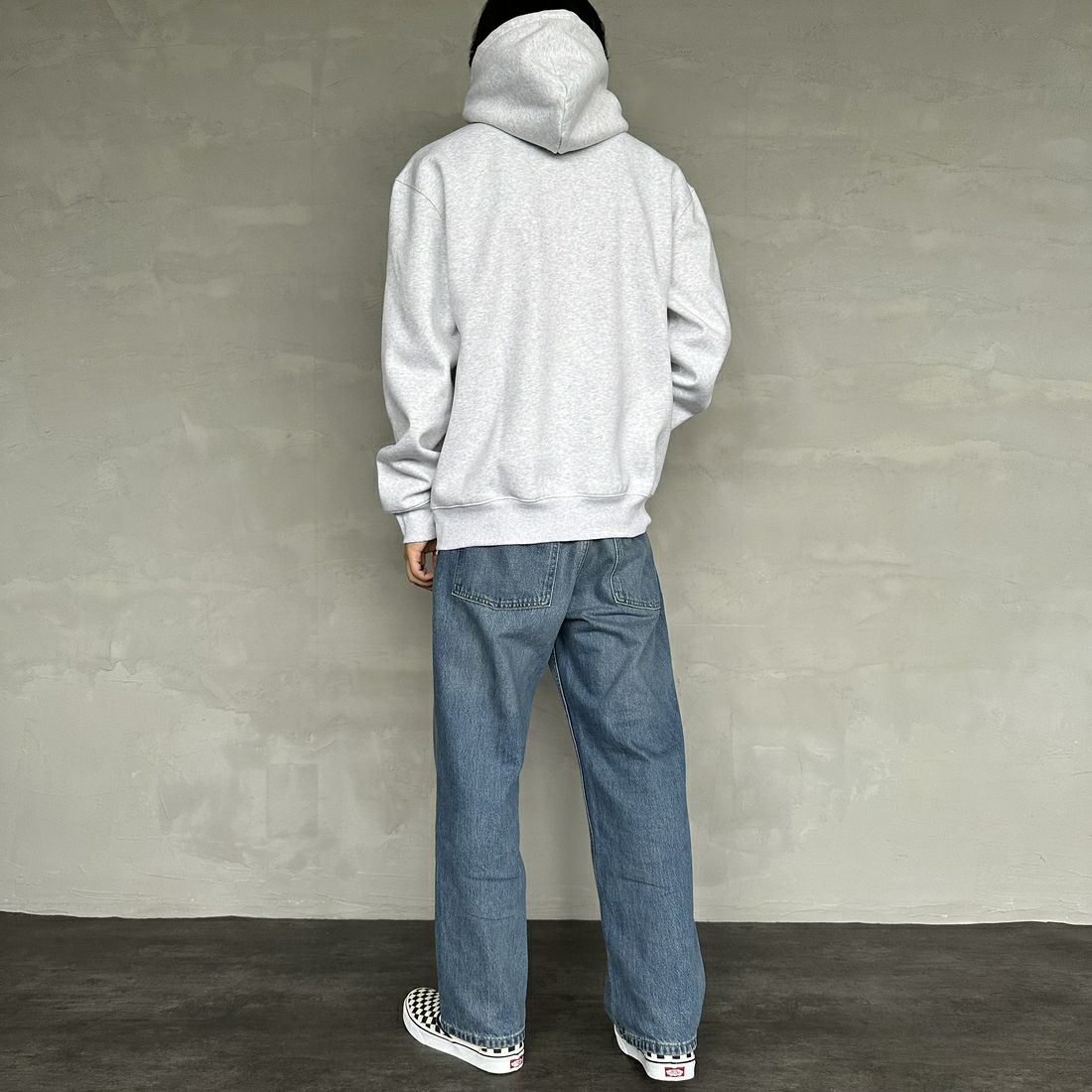 carhartt WIP [カーハートダブリューアイピー] フーデッドカーハートスウェットシャツ [I030547] A.HEA/D.BL &&モデル身長：179cm 着用サイズ：L&&