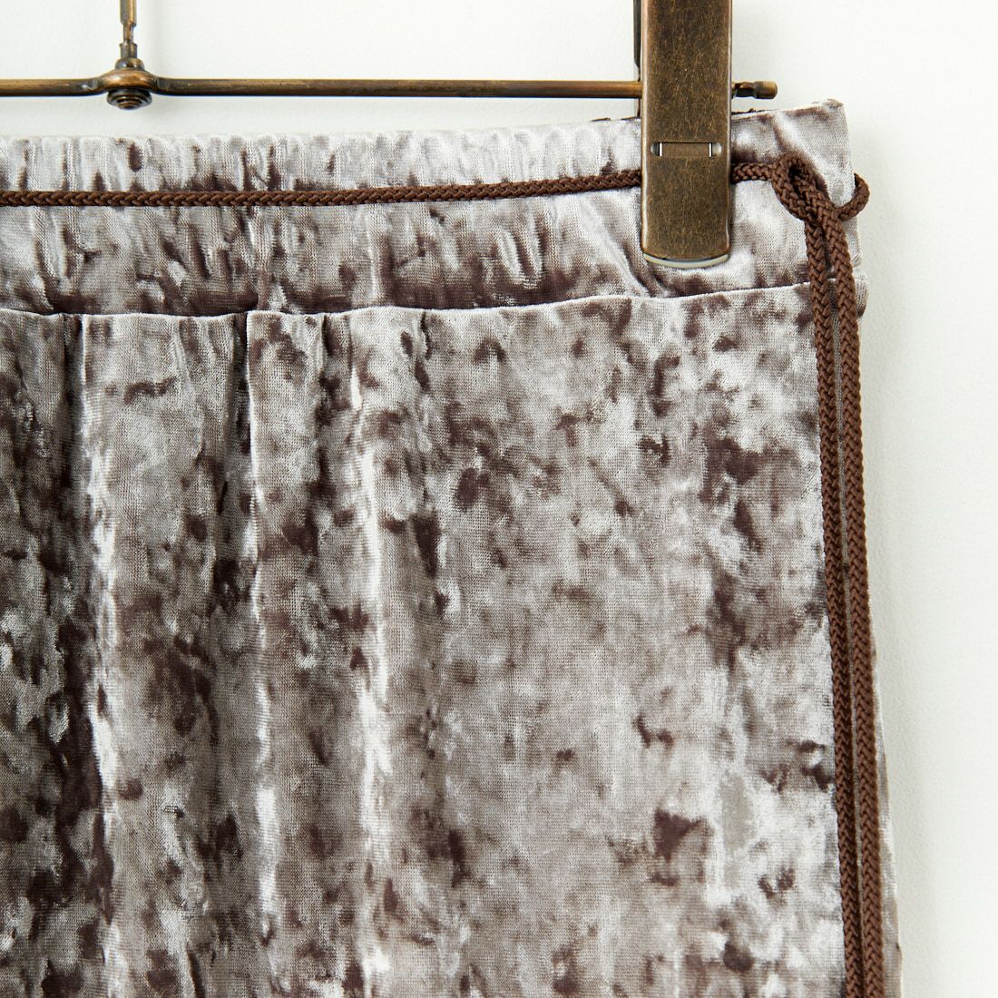 DONEEYU [ドニーユ] クラッシュベロアタイトスカート [U-2045] 820 ﾓｶ