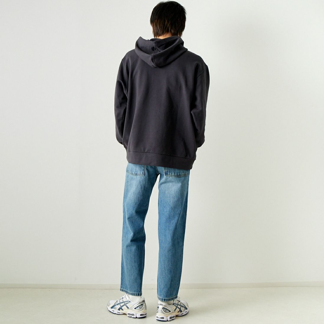 patagonia [パタゴニア] デイリー フーディスウェットシャツ [22770] INBK &&モデル身長：182cm 着用サイズ：L&&