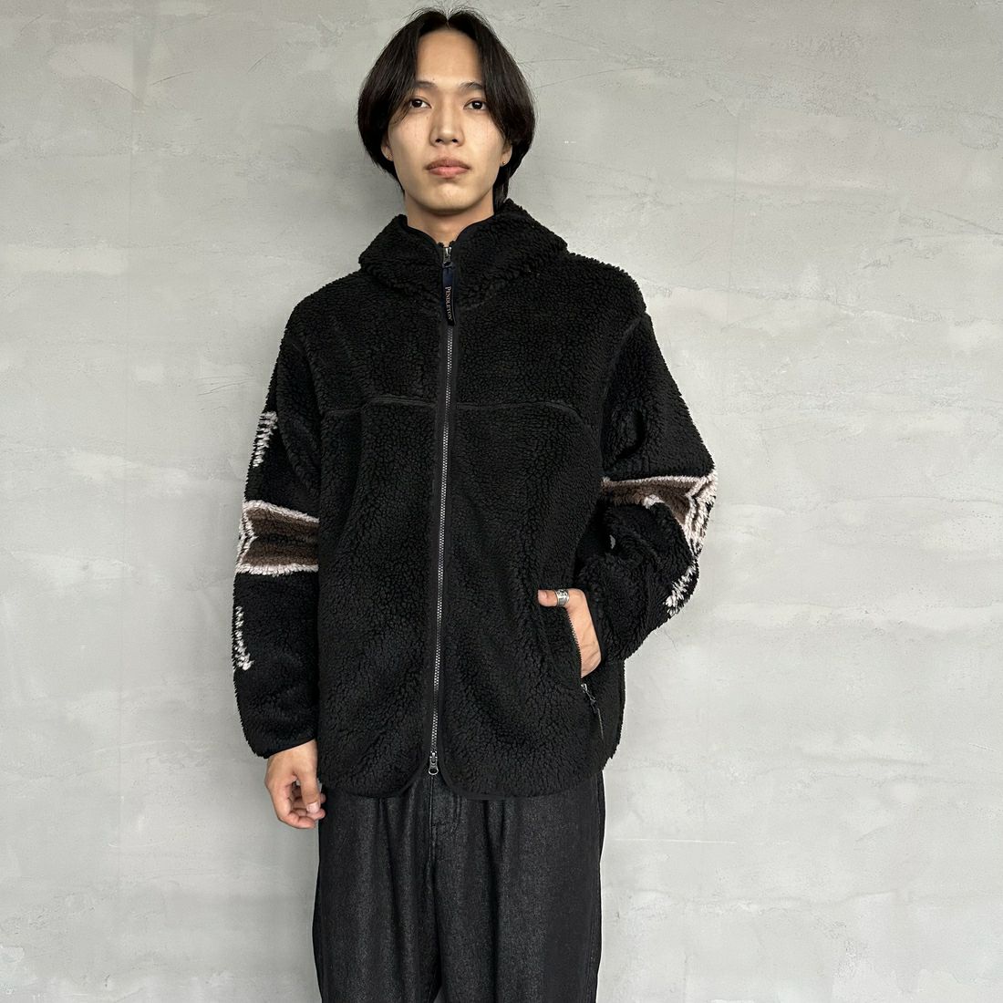 PENDLETON [ペンドルトン] ジップボアフーディ [4475-7016] 49 BLACK &&モデル身長：179cm 着用サイズ：L&&