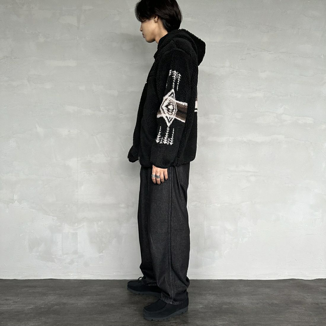 PENDLETON [ペンドルトン] ジップボアフーディ [4475-7016] 49 BLACK &&モデル身長：179cm 着用サイズ：L&&