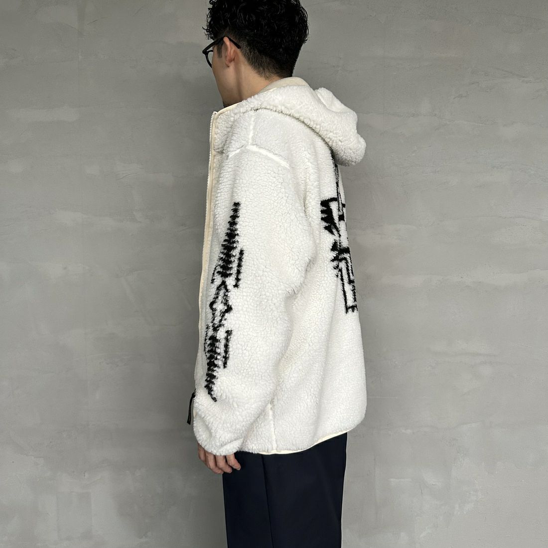 PENDLETON [ペンドルトン] ジップボアフーディ [4475-7016] 28 IVORY &&モデル身長：168cm 着用サイズ：L&&