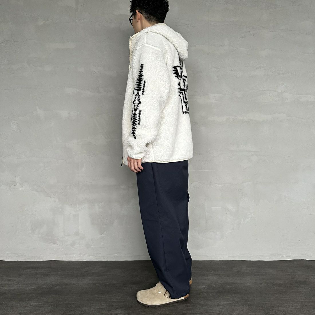 PENDLETON [ペンドルトン] ジップボアフーディ [4475-7016] 28 IVORY &&モデル身長：168cm 着用サイズ：L&&