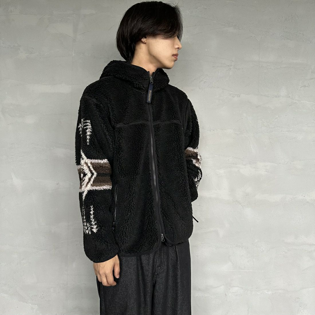 PENDLETON [ペンドルトン] ジップボアフーディ [4475-7016] 49 BLACK &&モデル身長：179cm 着用サイズ：M&&