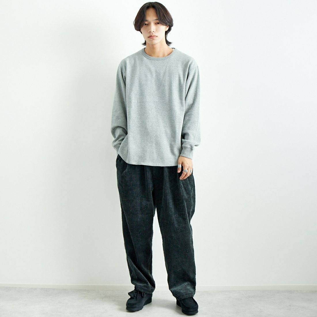 Jeans Factory Clothes [ジーンズファクトリークローズ] ハニカムサーマル ボンバーヒートニットソー [JFC-244-067] GREY &&モデル身長：179cm 着用サイズ：L&&