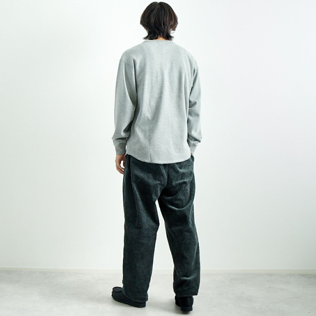 Jeans Factory Clothes [ジーンズファクトリークローズ] ハニカムサーマル ボンバーヒートニットソー [JFC-244-067] GREY &&モデル身長：179cm 着用サイズ：L&&