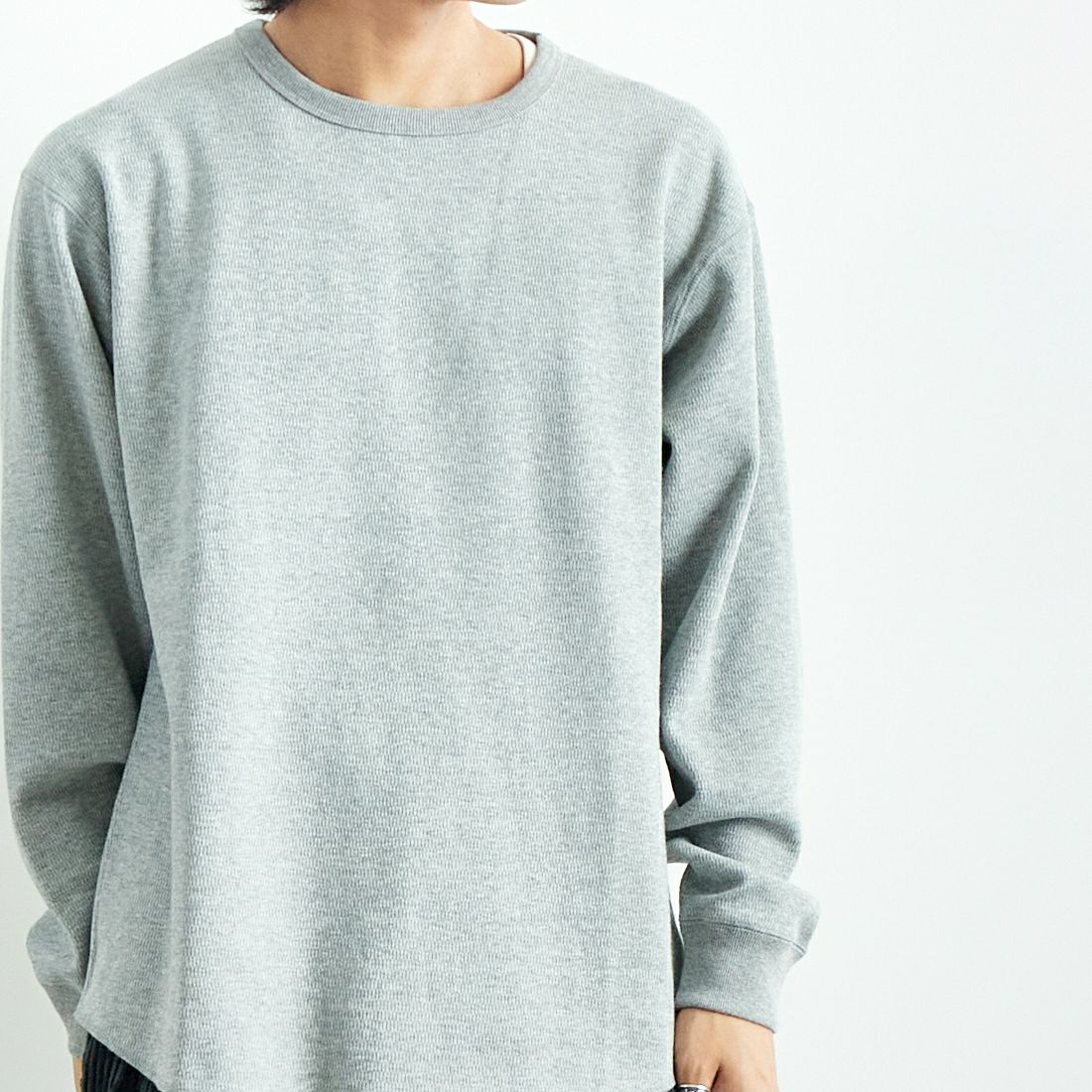 Jeans Factory Clothes [ジーンズファクトリークローズ] ハニカムサーマル ボンバーヒートニットソー [JFC-244-067] GREY &&モデル身長：179cm 着用サイズ：L&&