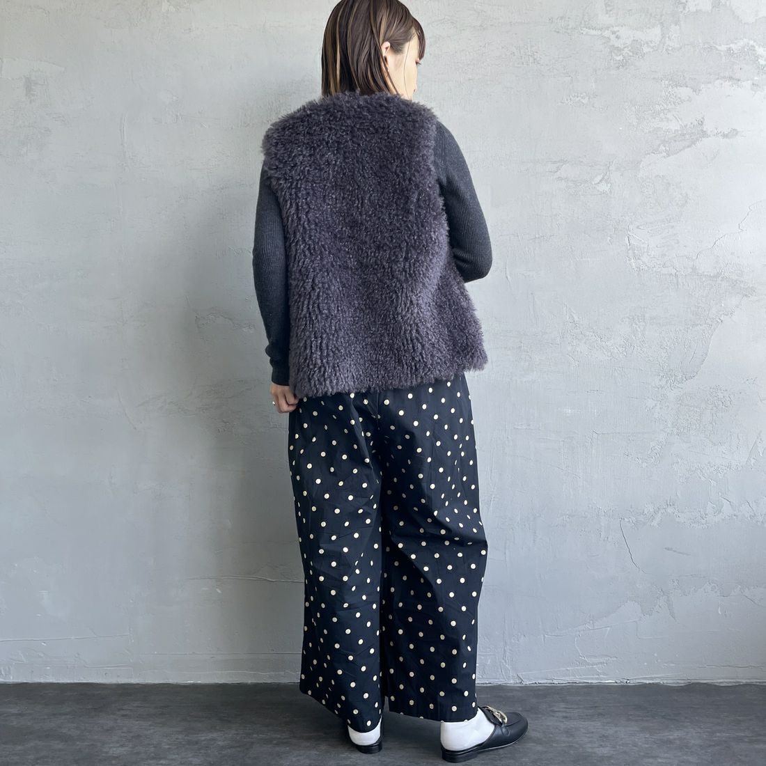 soil [ソイル] ワイドイージーパンツ [NSL22536] 992L BK/BE &&モデル身長：158cm 着用サイズ：2&&