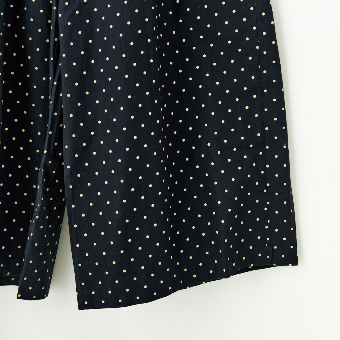 soil [ソイル] ワイドイージーパンツ [NSL22536] 992M BK/BE