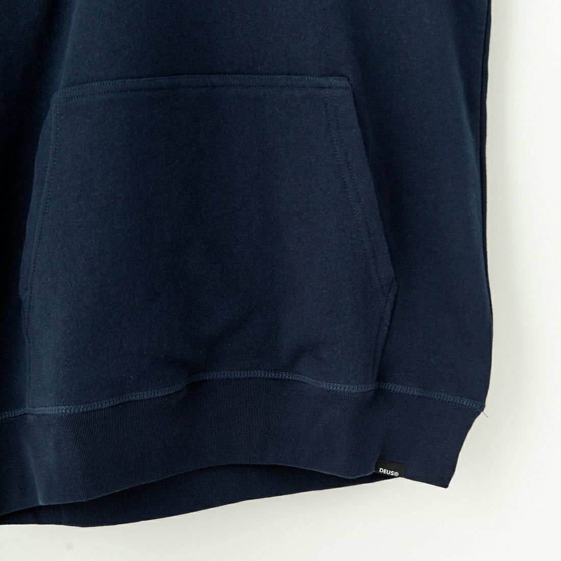 DEUS EX MACHINA [デウス エクス マキナ] CRUISING DEUSスウェットフーディ [DMF248627] NAVY