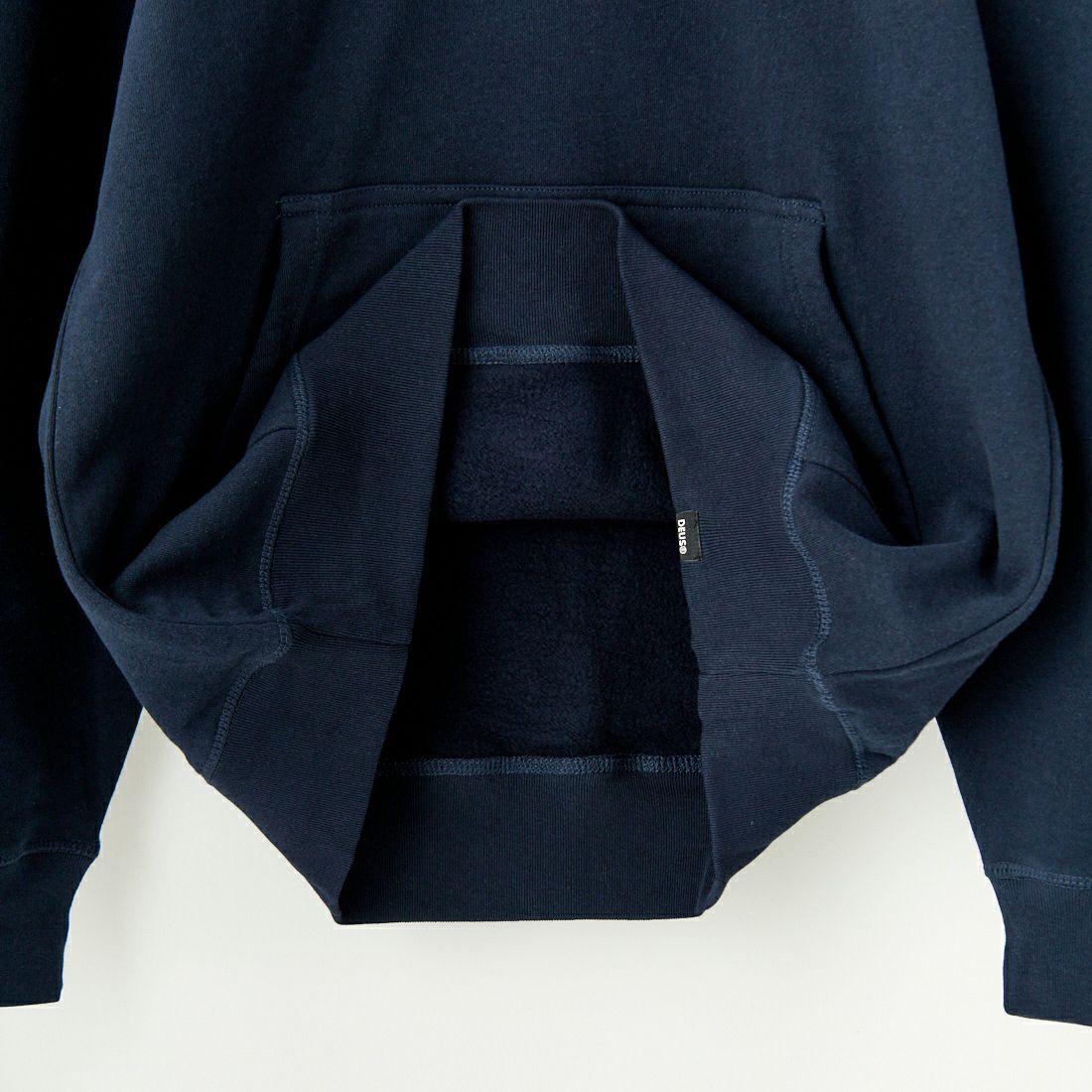 DEUS EX MACHINA [デウス エクス マキナ] CRUISING DEUSスウェットフーディ [DMF248627] NAVY