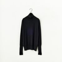 07 BLACK