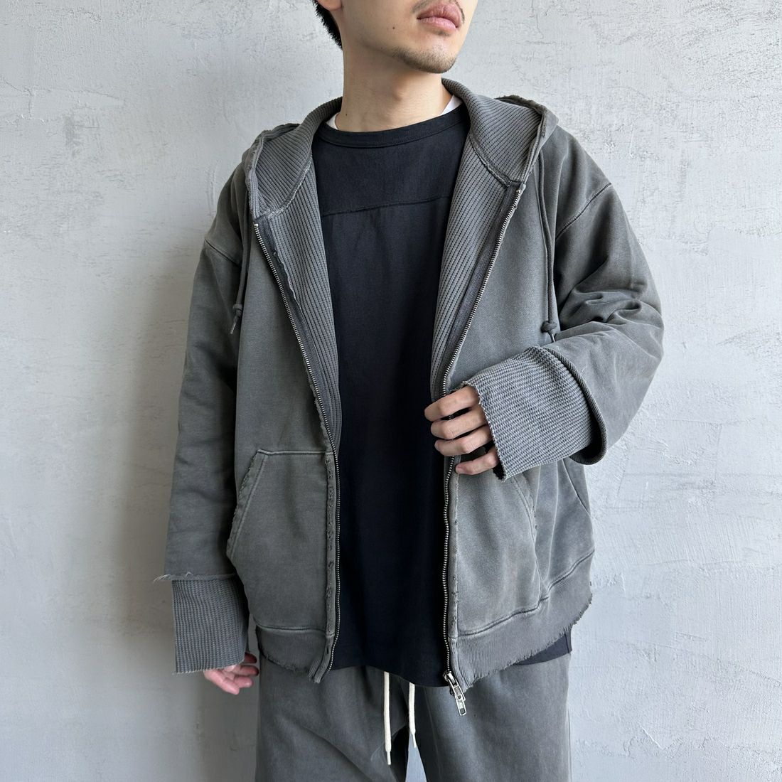 CHARCOAL&&モデル身長：168cm 着用サイズ：M&&